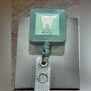 Figs Mint Green Dental Badge Reel
